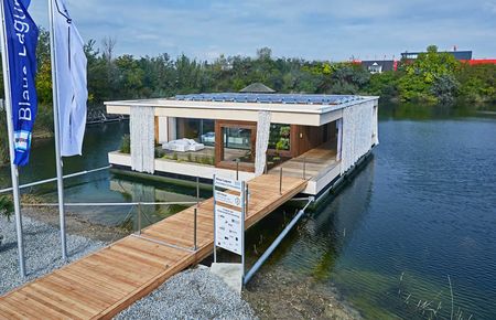 LISI-Haus: Die Blaue Lagune als perfekte Bühne für das Weltmeisterhaus