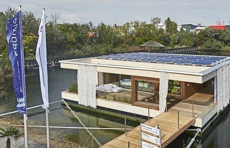 LISI-Haus: Die Blaue Lagune als perfekte Bühne für das Weltmeisterhaus