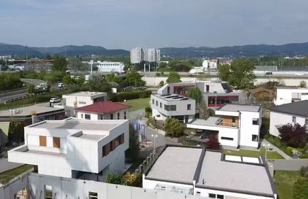 Ausstellungszentrum Blaue Lagune, Bereich Fertighaus